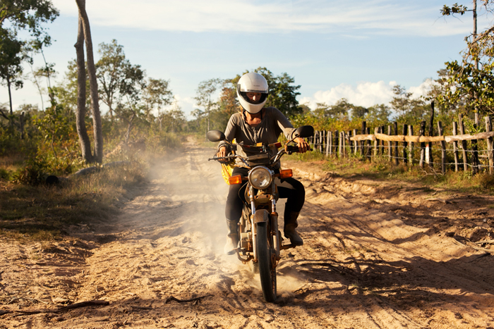 Prechod džungľou. Offroad. Kambodža na motorke Honda Win. 